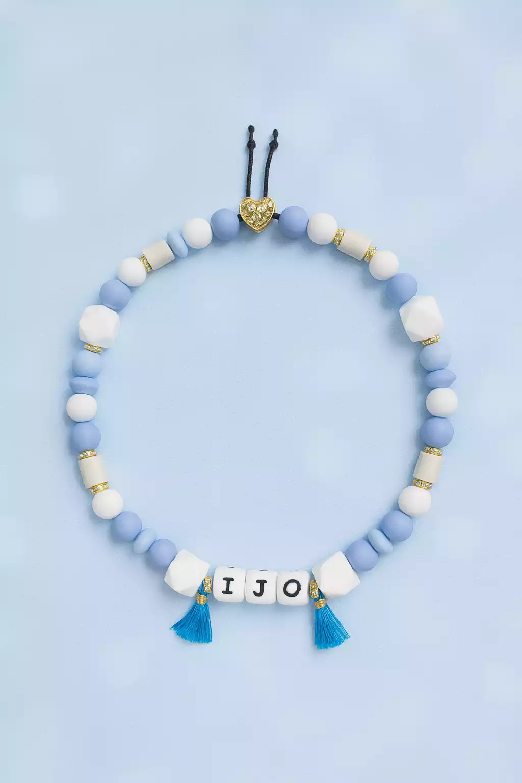 bijou collier em bleu pastel elégance & sérénité