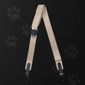 Bandoulière sacoche Woofty aspect daim sable, douce, réglable, mousquetons métal noir.