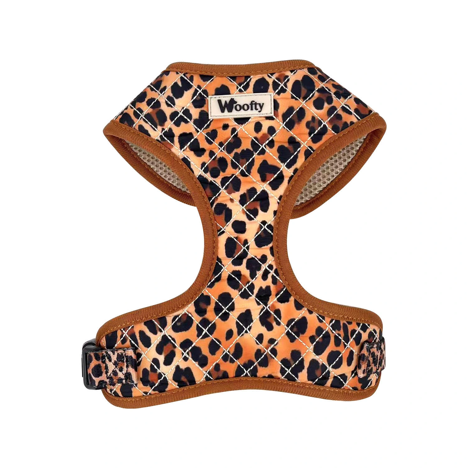 Harnais chien Woofty léopard caramel, matelassage losangé, mesh aéré, réglable, anneau métal noir.